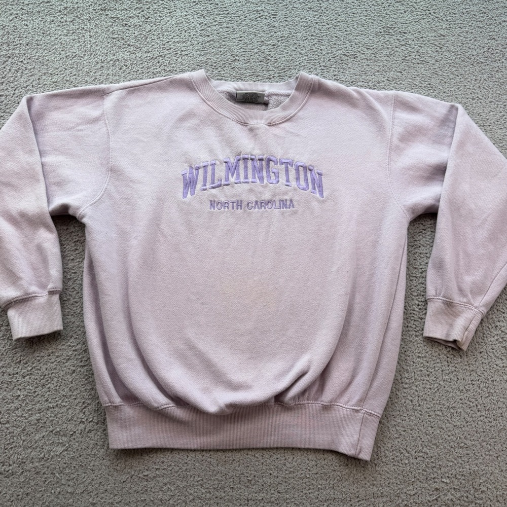 Wilmington North Carolina Embroidered Lavender Sweatshirt Large Sorority
